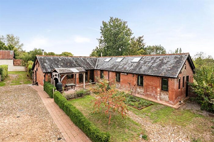 3 Bedroom Detached House For Sale In Payhembury, Honiton, EX14