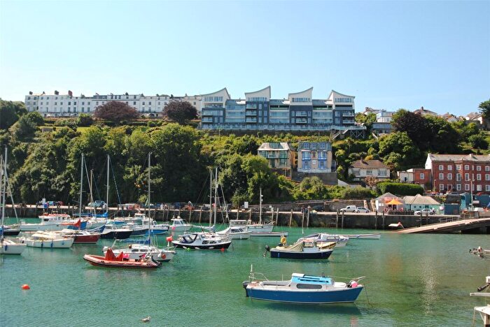 1 Bedroom Flat For Sale In Hillsborough Road, Ilfracombe, Devon, EX34