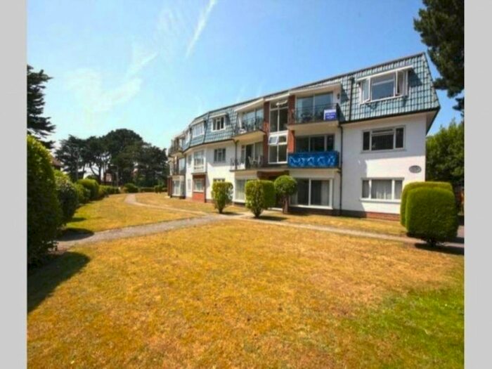 2 Bedroom Flat To Rent In Banks Road, Sandbanks, Poole, BH13