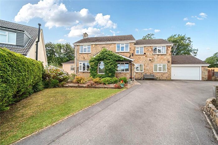5 Bedroom Detached House For Sale In St Leonards Close, Addingham, LS29