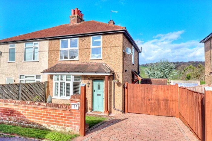 3 Bedroom Semi-Detached House For Sale In Queen Street, Piddington, HP14