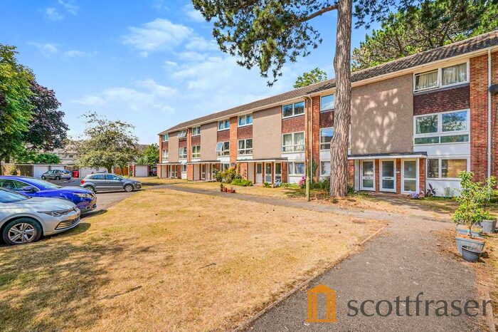 2 Bedroom Maisonette To Rent In Wykeham Crescent, East Oxford, OX4