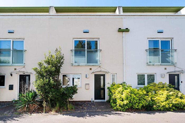 3 Bedroom Terraced House For Sale In Ottaway Close, Norwich, NR5
