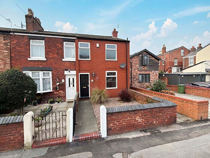 2 Bedroom End Of Terrace House For Sale In Mount Street, Southport, PR9