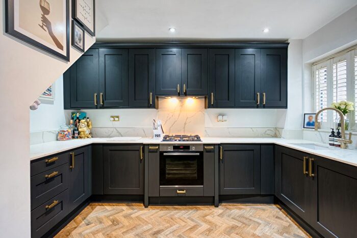 2 Bedroom Terraced House For Sale In Saville Crescent, Ashford, TW15