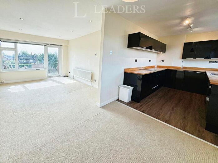 2 Bedroom Flat To Rent In Barrowfield Lane, Kenilworth, CV8