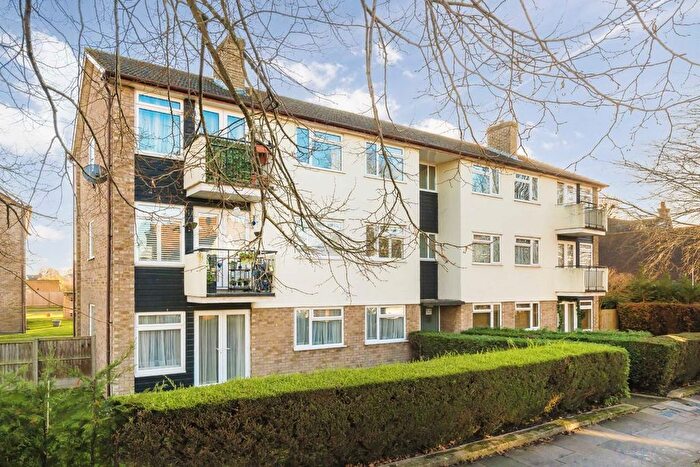 2 Bedroom Flat To Rent In Haslemere Avenue, Hanwell, W7