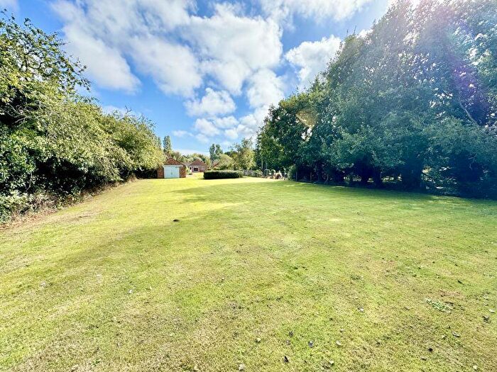 3 Bedroom Bungalow For Sale In Jubilee Road, North Somercotes, LN11
