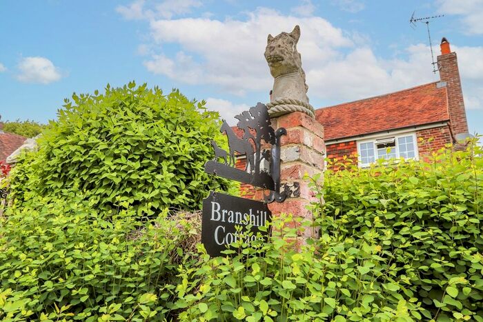 4 Bedroom Semi-Detached House For Sale In Hastings Road, Battle, East Sussex, TN33