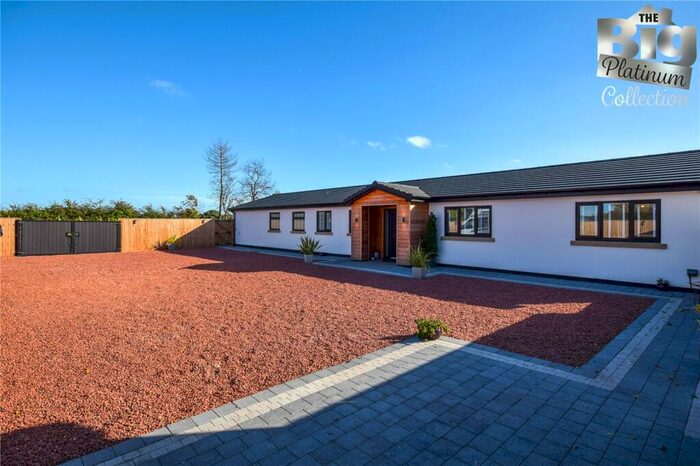 5 Bedroom Bungalow For Sale In Kingswood Lane, Saughall, Chester, CH1