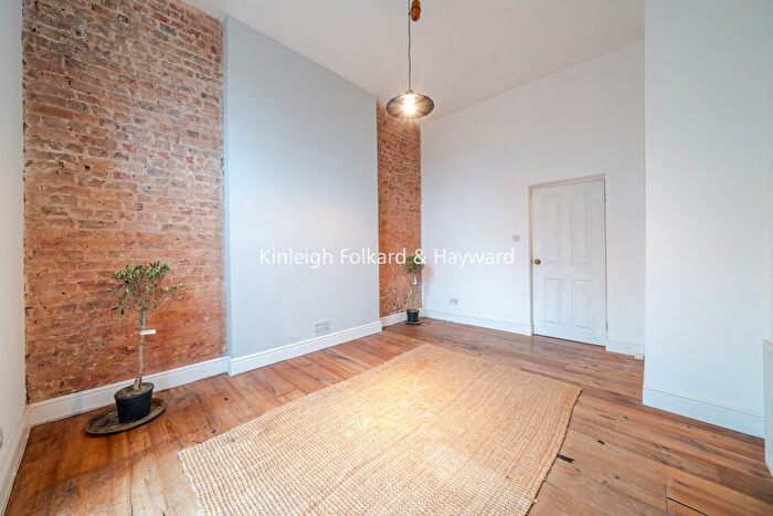 2 Bedroom Flat To Rent In Christchurch Road, London, SW2