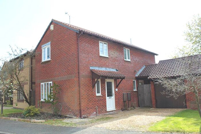 3 Bedroom Detached House For Sale In Macon Close, Duston, NN5