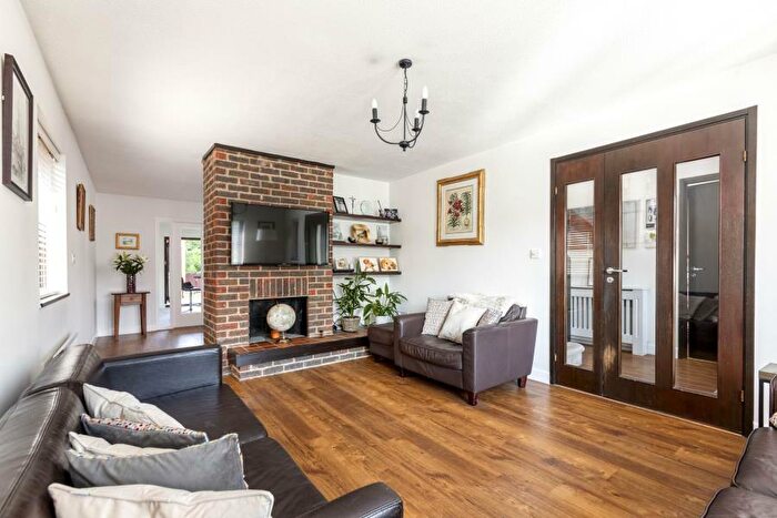 5 Bedroom Detached House For Sale In Sunninghill, Berks, SL5