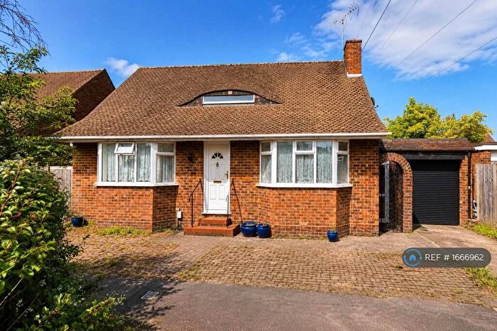 2 Bedroom Bungalow To Rent In Leybourne Close, West Byfleet, KT14
