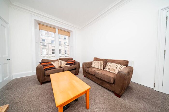 3 Bedroom Flat To Rent In () Montague Street, Edinburgh, EH8