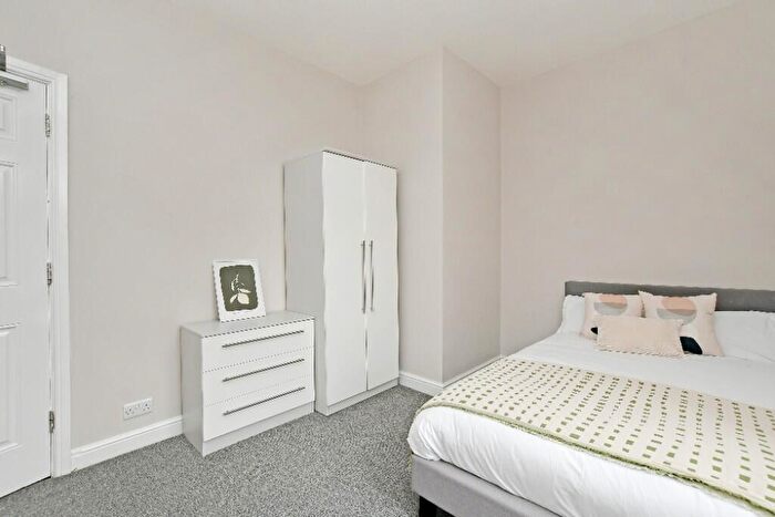 4 Bedroom Terraced House To Rent In Upper Hanover Street, Sheffield, S3
