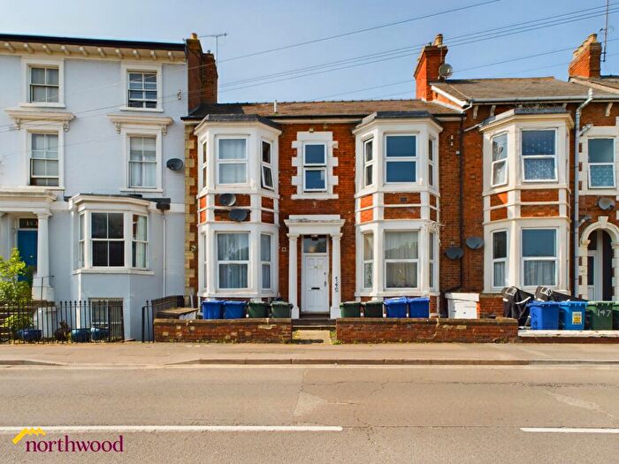 1 Bedroom Flat To Rent In Middleton Road, Banbury, OX16
