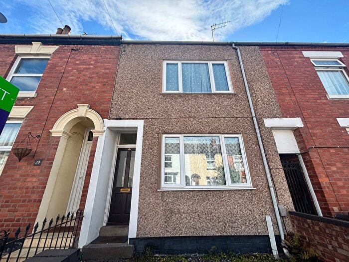 3 Bedroom Property To Rent In Charlotte Street, Rugby, CV21