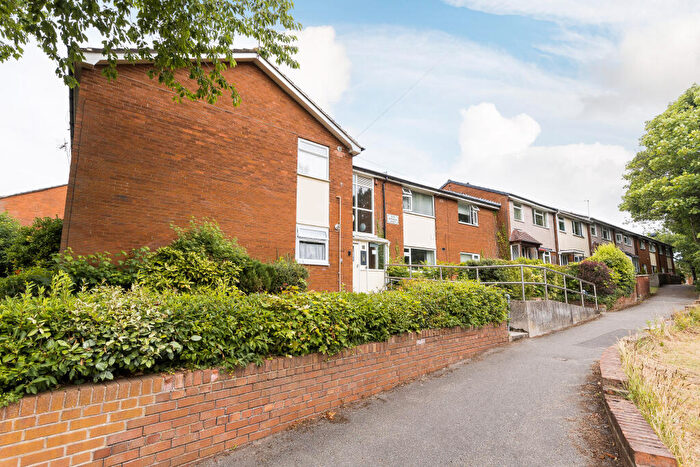 2 Bedroom Flat For Sale In Woolton Court, Ellesmere Port, CH66
