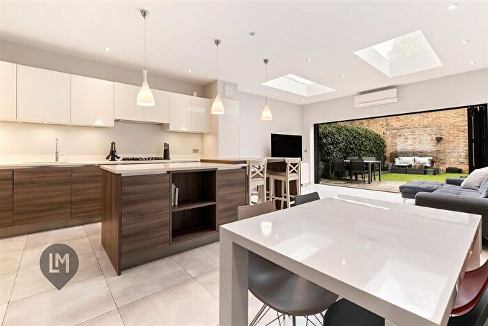 4 Bedroom Property For Sale In Brookwood Rd, London, SW18