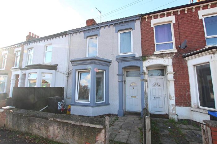 5 Bedroom Private Halls To Rent In London Road, Northampton, NN4