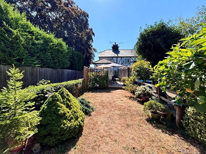 3 Bedroom End Of Terrace House For Sale In Shinecroft, Otford, Sevenoaks, TN14