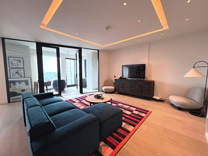 3 Bedroom Flat To Rent In Apartment, River Park Tower, Nine Elms Lane, London, SW8