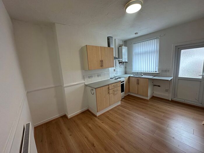 2 Bedroom End Of Terrace House To Rent In Cleveland Street, Birkenhead, Birkenhead, CH41