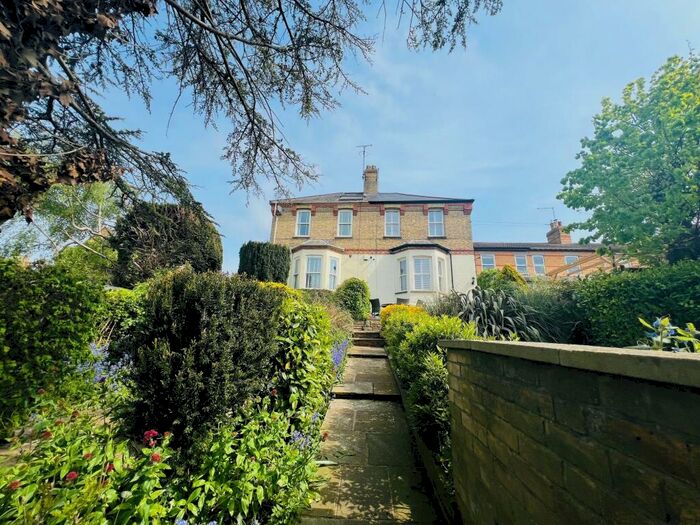 5 Bedroom House To Rent In Casterton Road, Stamford, PE9