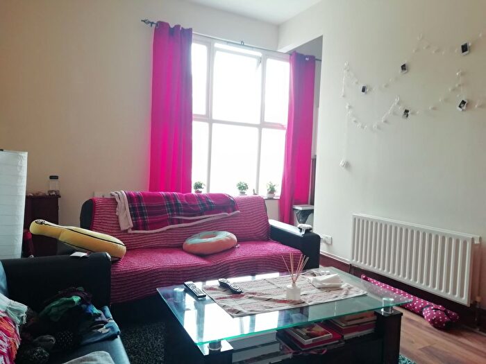 1 Bedroom Flat To Rent In Tulse Hill, London, SW2