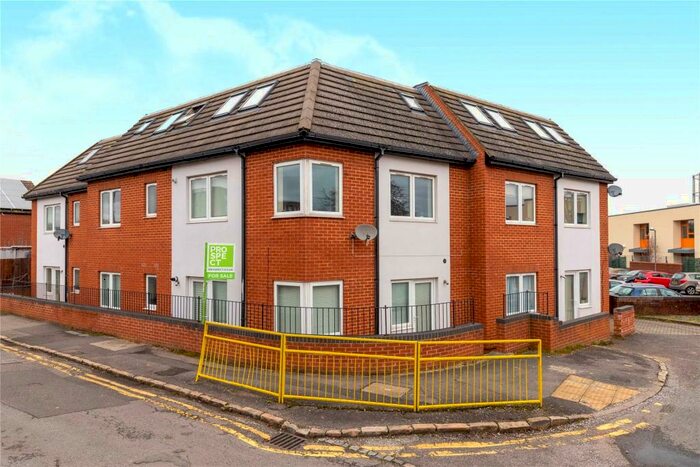 2 Bedroom Apartment To Rent In The Dove, Orts Road, Reading, Berkshire, RG1