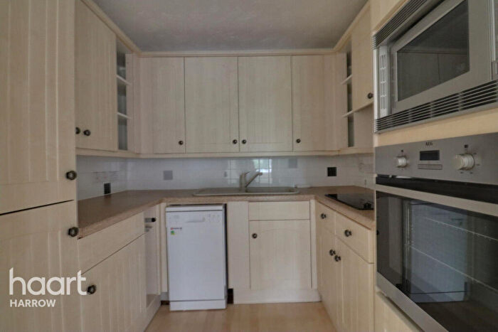 1 Bedroom Retirement Property For Sale In Uxbridge Road, Pinner, HA5