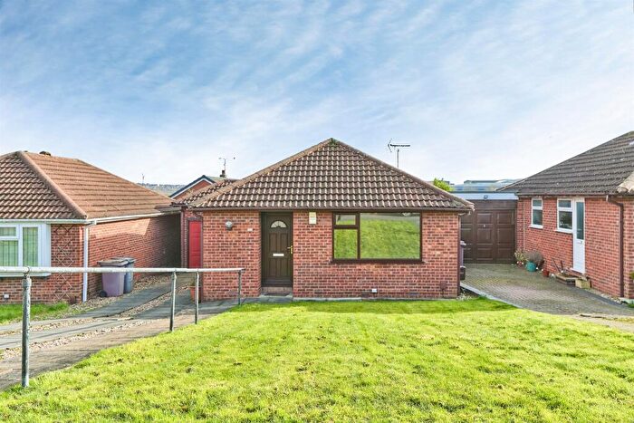 2 Bedroom Detached Bungalow For Sale In Erica Drive, South Normanton, Alfreton, DE55