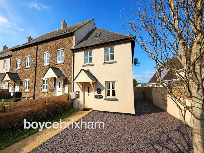 4 Bedroom End Terrace House To Rent In Ferrymans View, Hillhead, Brixham, TQ5