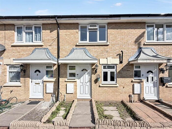2 Bedroom Terraced House For Sale In Westminster Close, Feltham, TW14