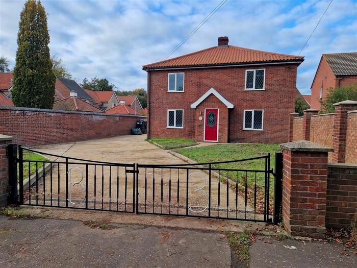 4 Bedroom Detached House To Rent In Rose Lane, Diss, IP22