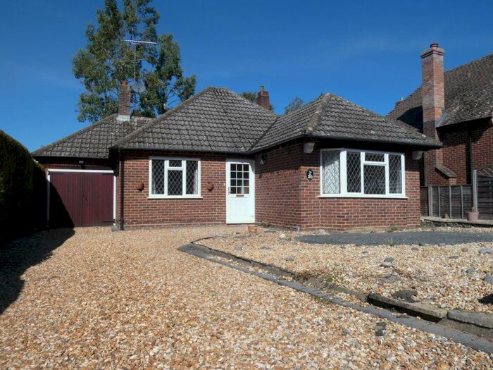3 Bedroom Bungalow To Rent In Longdown, Fleet, Hampshire, GU52