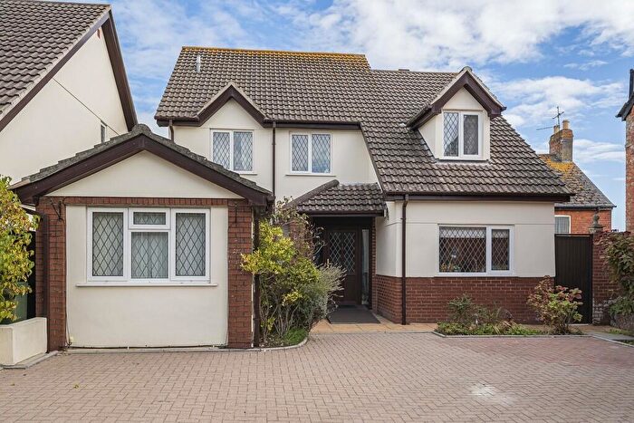 5 Bedroom Detached House For Sale In Holcombe Road, Holcombe, EX7