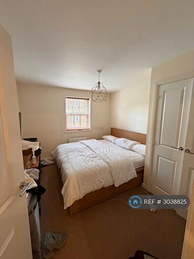 2 Bedroom Flat To Rent In Horseshoe Crescent, Birmingham, B43