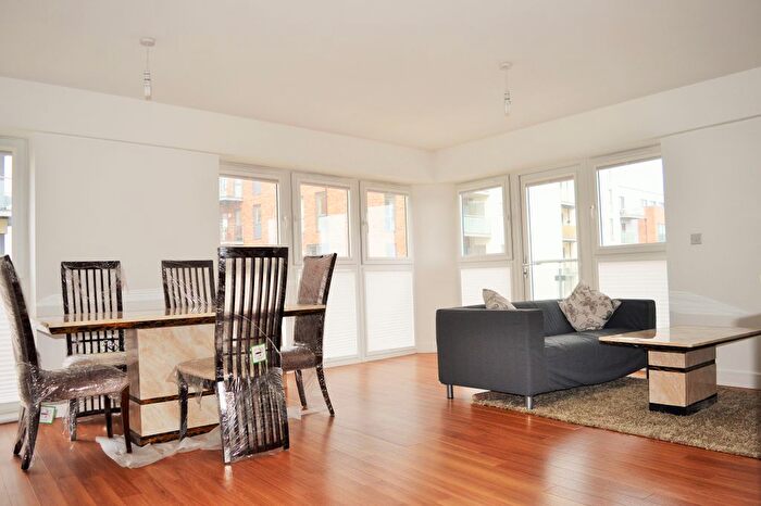 2 Bedroom Flat To Rent In Academy Way, Barking, Essex, RM8