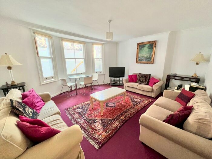 1 Bedroom Apartment To Rent In St. James's Avenue, Brighton, BN2