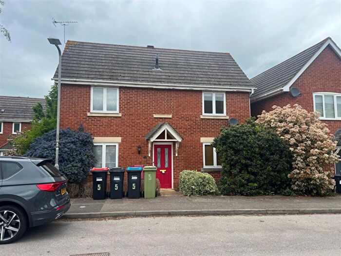 3 Bedroom Detached House To Rent In Oriel Close, Wolverton, Milton Keynes, MK12