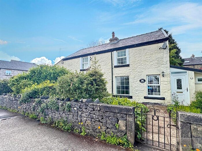 4 Bedroom Detached House For Sale In Monpellier Place, Buxton, SK17