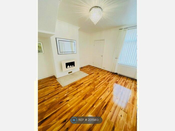 2 Bedroom Flat To Rent In Iona Road, Gateshead, NE10