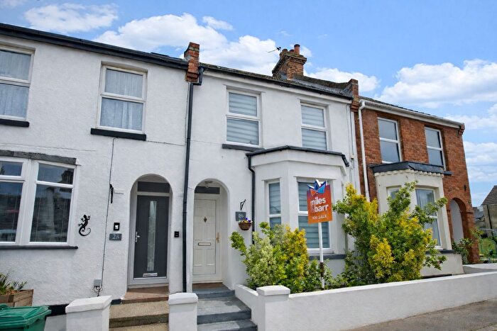 2 Bedroom Terraced House For Sale In Broomfield Road, Folkestone, Kent, CT19