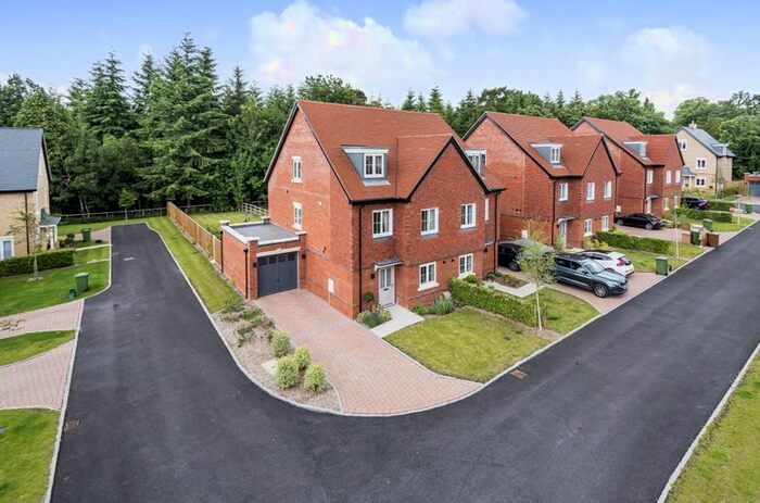 4 Bedroom Semi-Detached House For Sale In Parklands, Abingdon, OX13