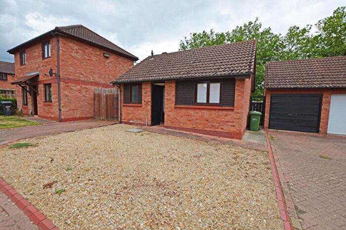 1 Bedroom Detached Bungalow To Rent In Swallowfield, Peterborough, PE4