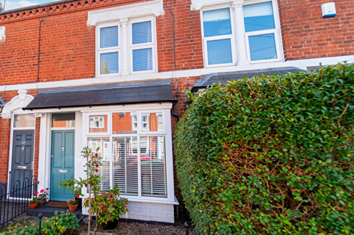 2 Bedroom Terraced House For Sale In Hampton Court Road, Birmingham, B17