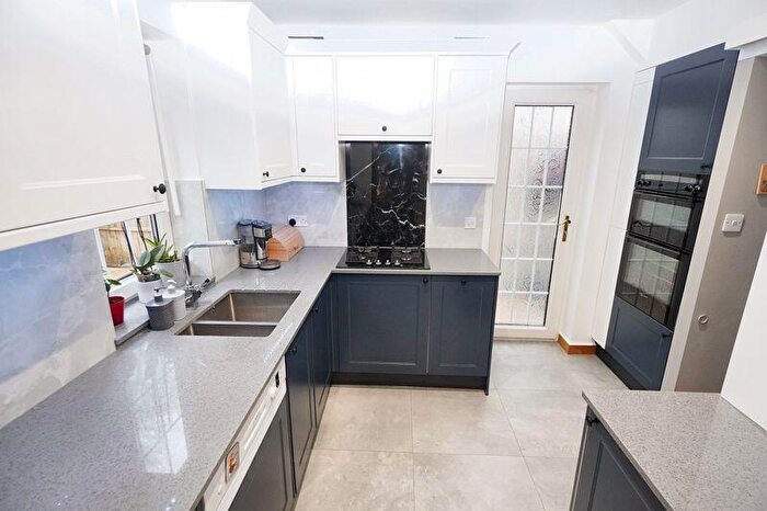 2 Bedroom Semi-Detached House For Sale In Hawthorne Road, High Wycombe, HP13