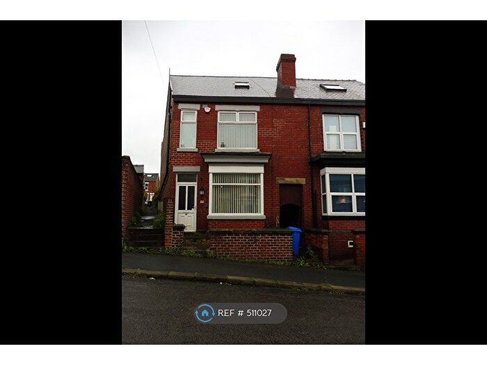 4 Bedroom End Of Terrace House To Rent In Spring View Road, Sheffield, S10